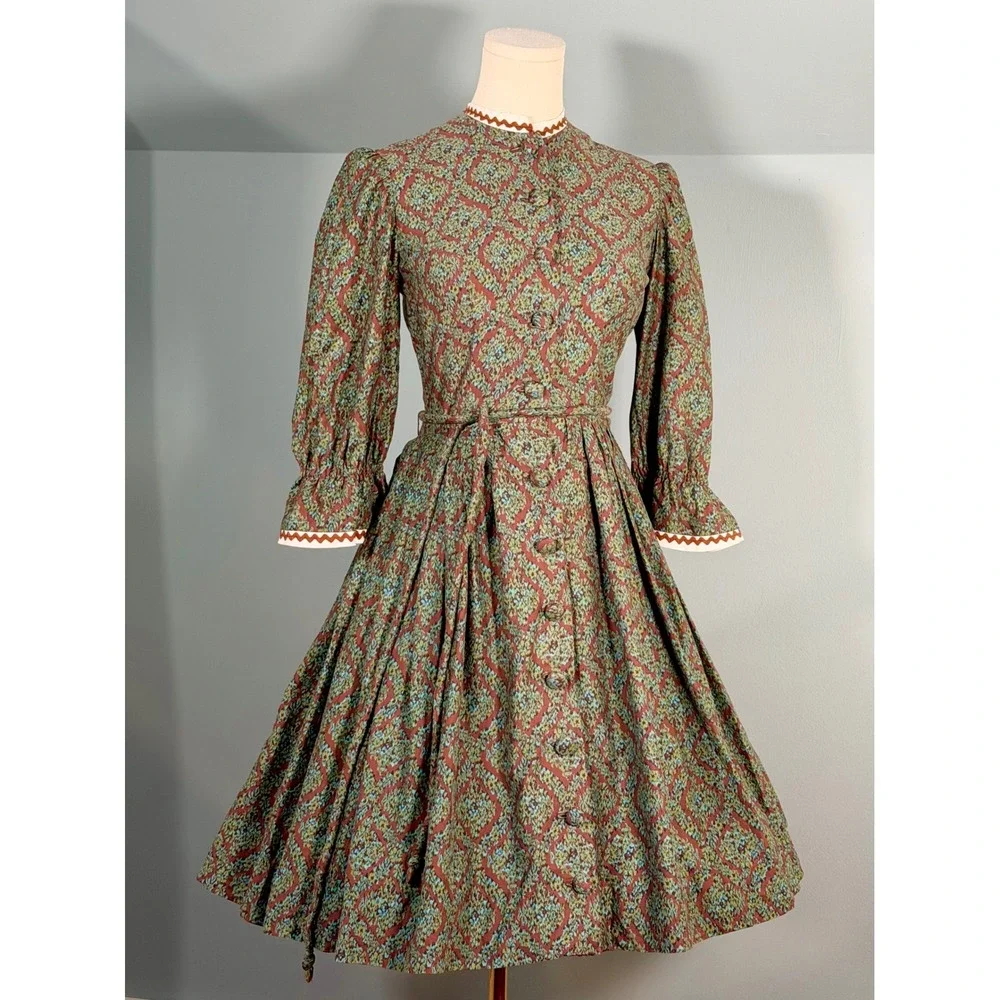 Vintage 1950s Dress Fall Soft Cotton 50s Day Dress Shirtwaist Pleated Prairie